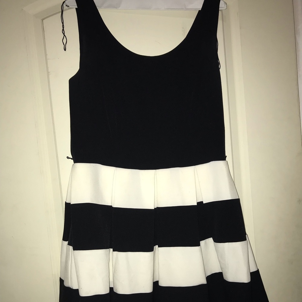 It’s a size twelve but it’s a bit stretched out